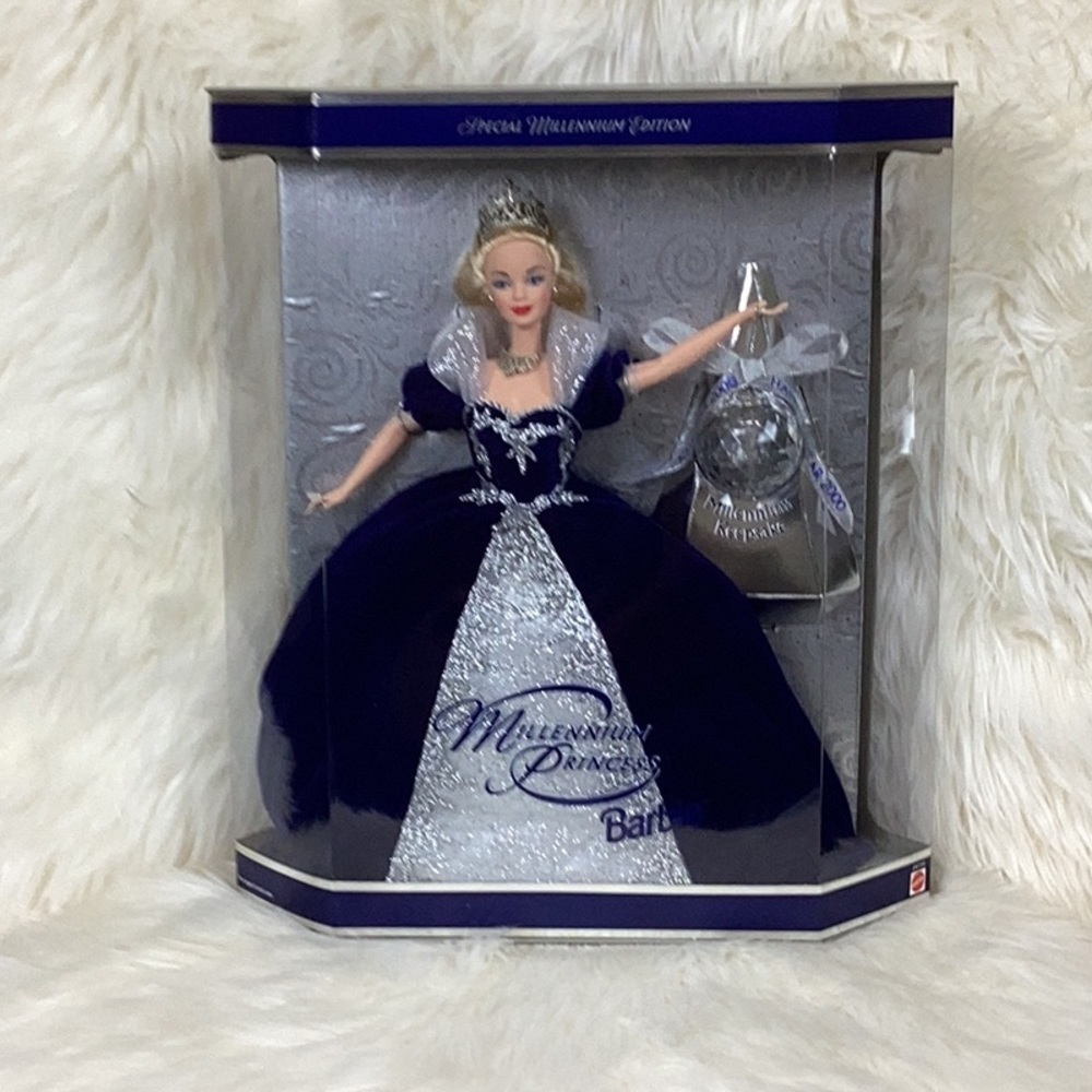 Vtg. Happy Holidays Barbie 1999, Millennium Princess